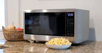 Sharp R-21LCF Smart Countertop Microwave Oven with Alexa Built-In