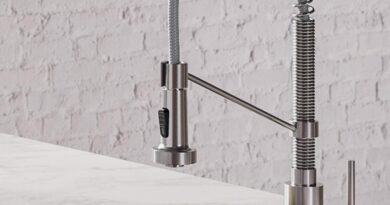pull down kitchen faucets