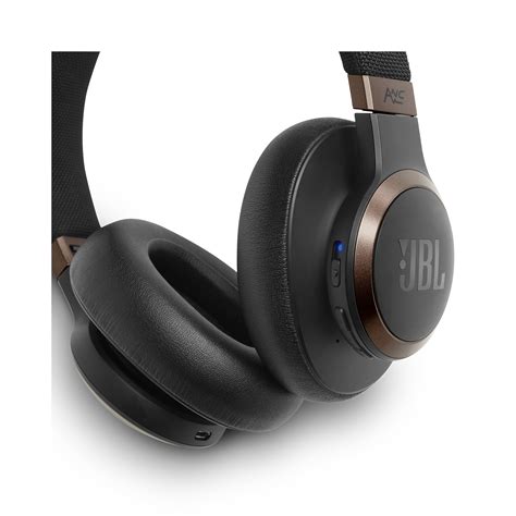 JBL Live 650BTNC Wireless Noise-Canceling Headphones