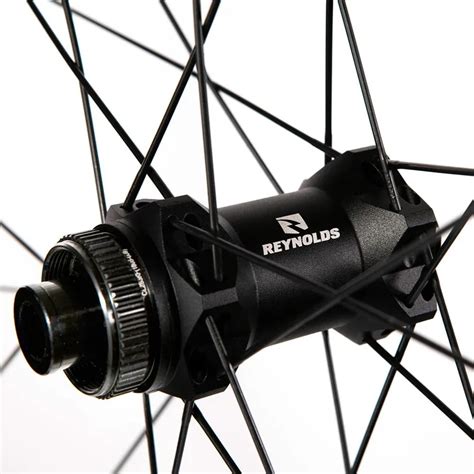 Reynolds AR 41 Carbon Clincher