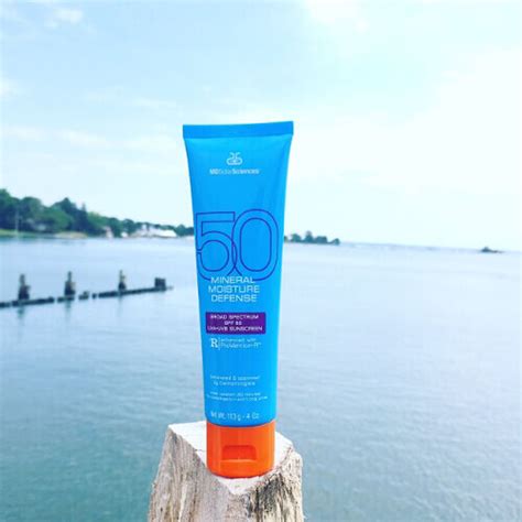 MDSolarSciences Mineral Moisture Defense SPF 50